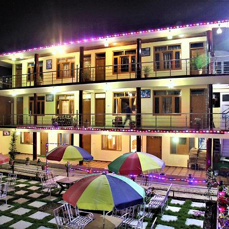 Hotel Chetna Manali  Luaran gambar