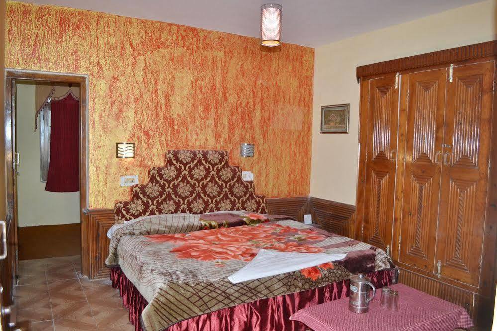 Hotel Chetna Manali  Luaran gambar