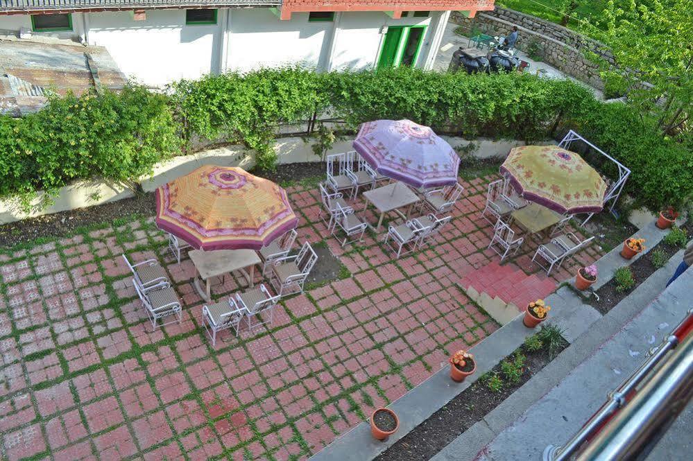 Hotel Chetna Manali  Luaran gambar